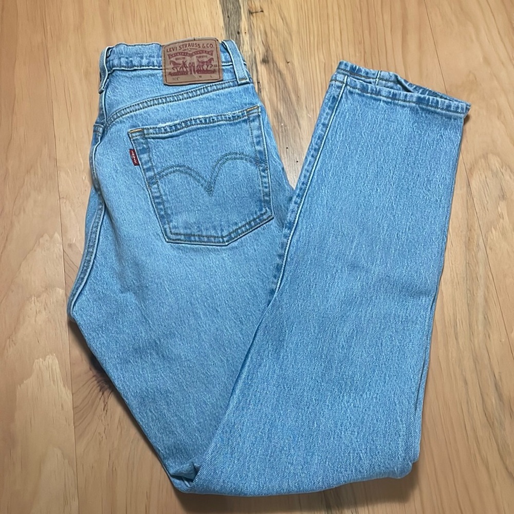 Like New Levi's 501 Skinny Women's Jeans